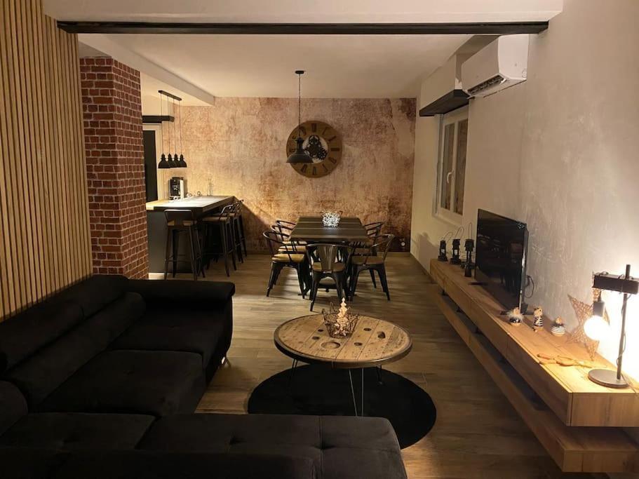 Als As De Coeur La Maison Aux Mille Et Un Coeurs Neuve-Eglise Ngoại thất bức ảnh